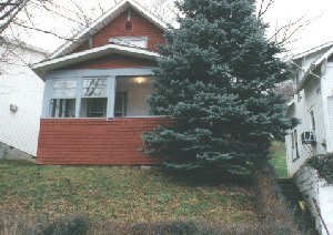3 Bed/1 Bath Home located close to Sunnyside and Downtown Campus- Available 5/20/2026