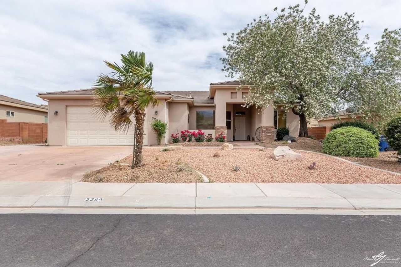 4 Bedroom Single-Level Home In Hurricane