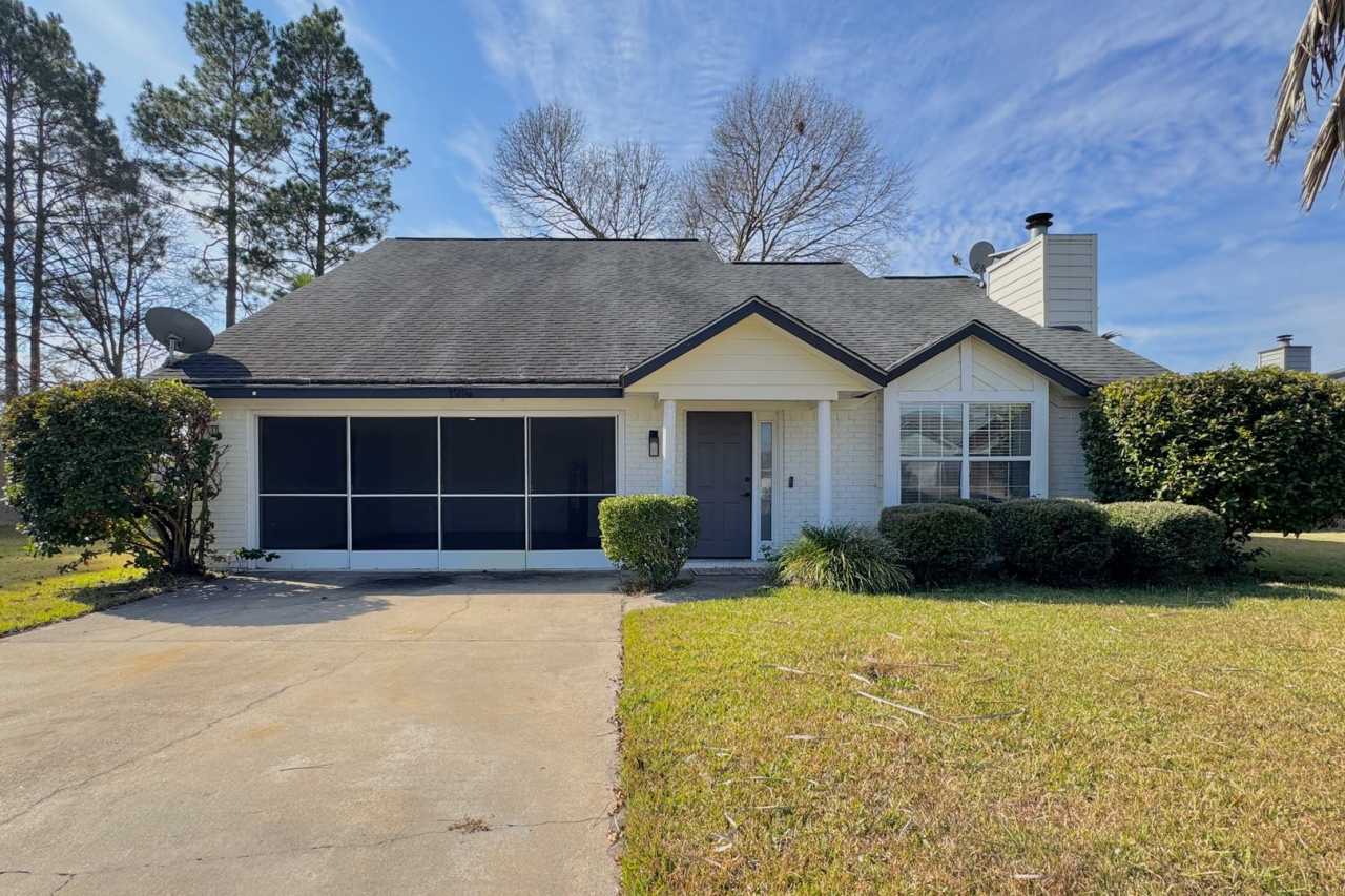 AVAILABLE DECEMBER! (Pet Friendly)