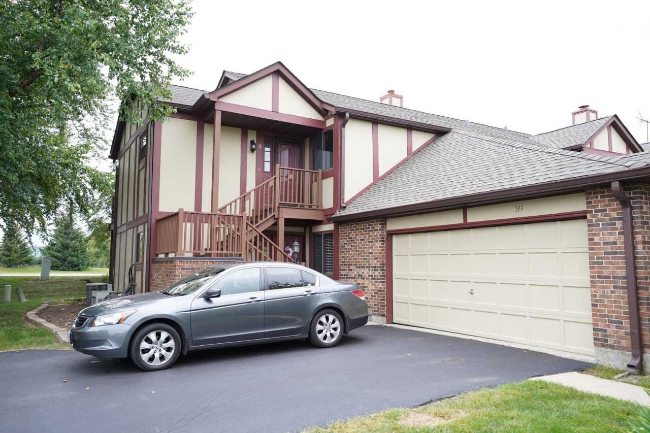 361 FARNSWORTH Court