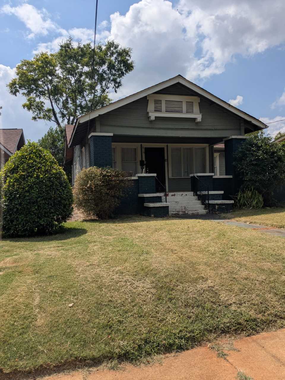 816 Goldwire Street Southwest