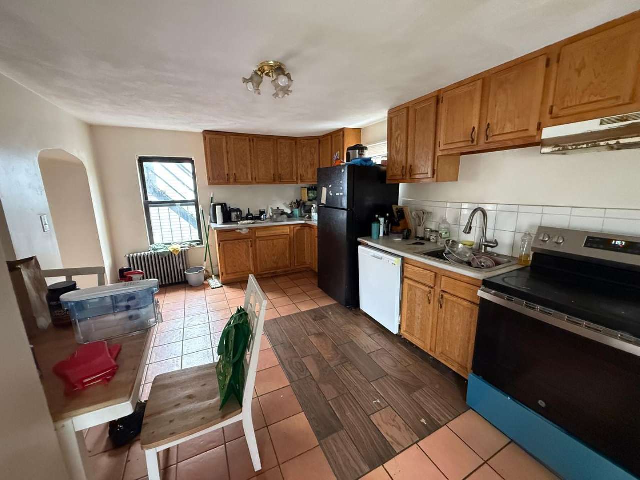 Gorgeous, Affordable and Student Friendly Apartment Near T! Perfect for BU students on a budget