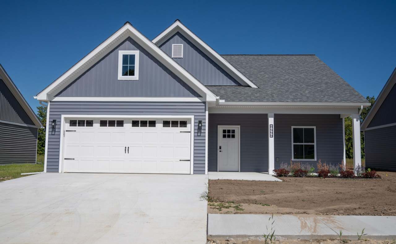 8452 Oak Shade Circle