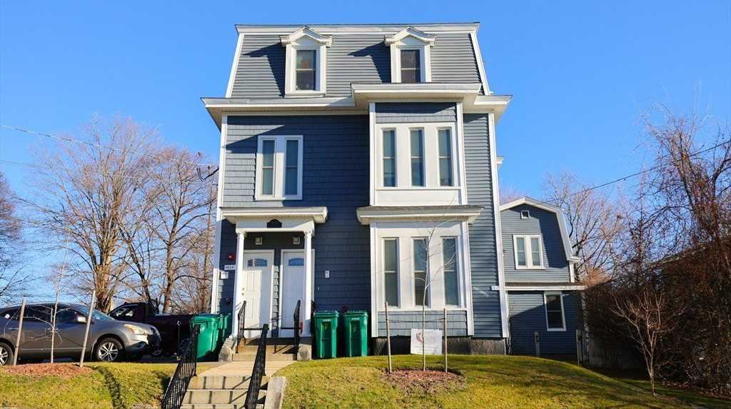 29-33 Highland Avenue unit: 3