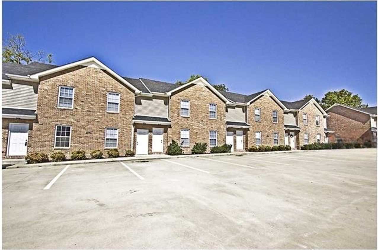 2 Bedroom 1.5 Bathroom Townhome