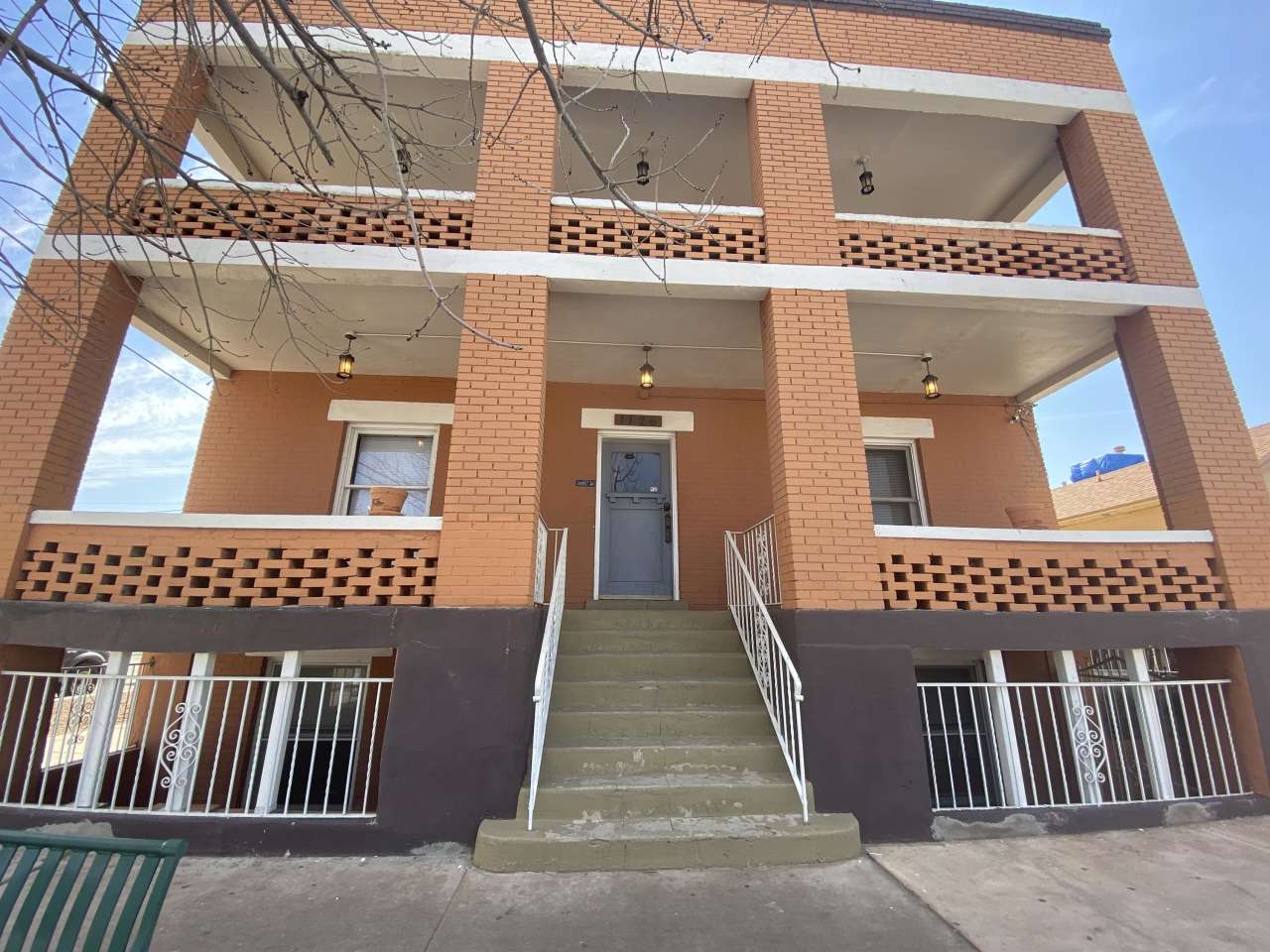 1126 East San Antonio Avenue #5