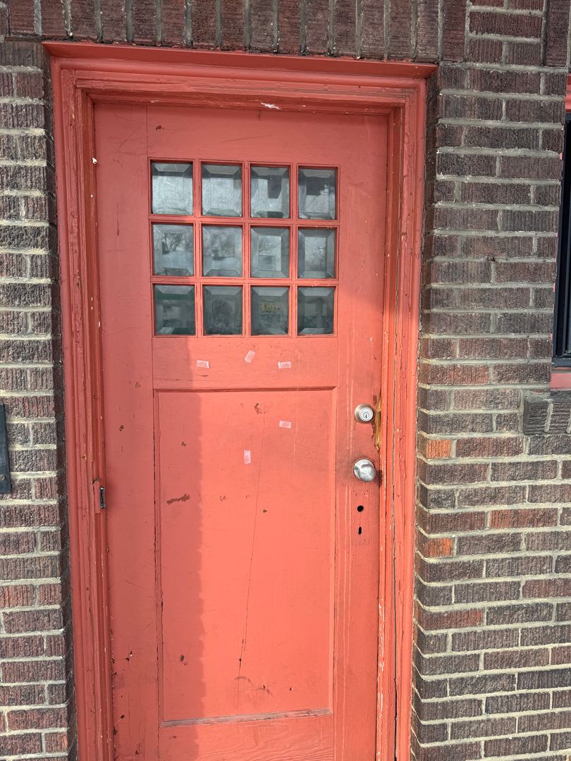 2 bedroom 1 bath second floor unit