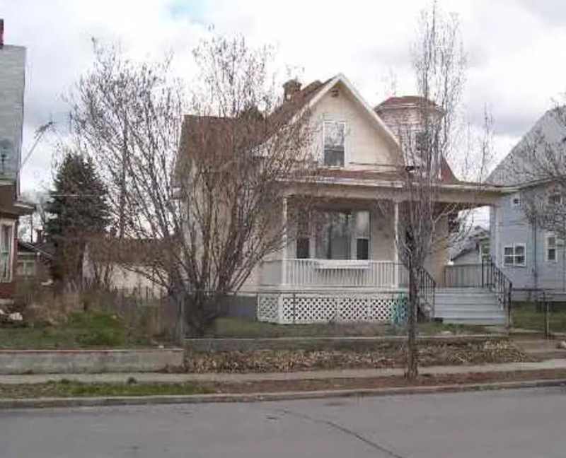 943 East Ermina Avenue