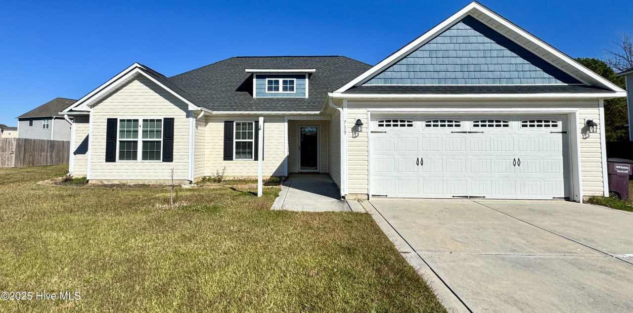 719 Kiwi Stone Circle