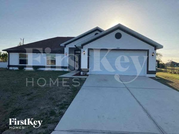 1227 Northeast 6th Avenue