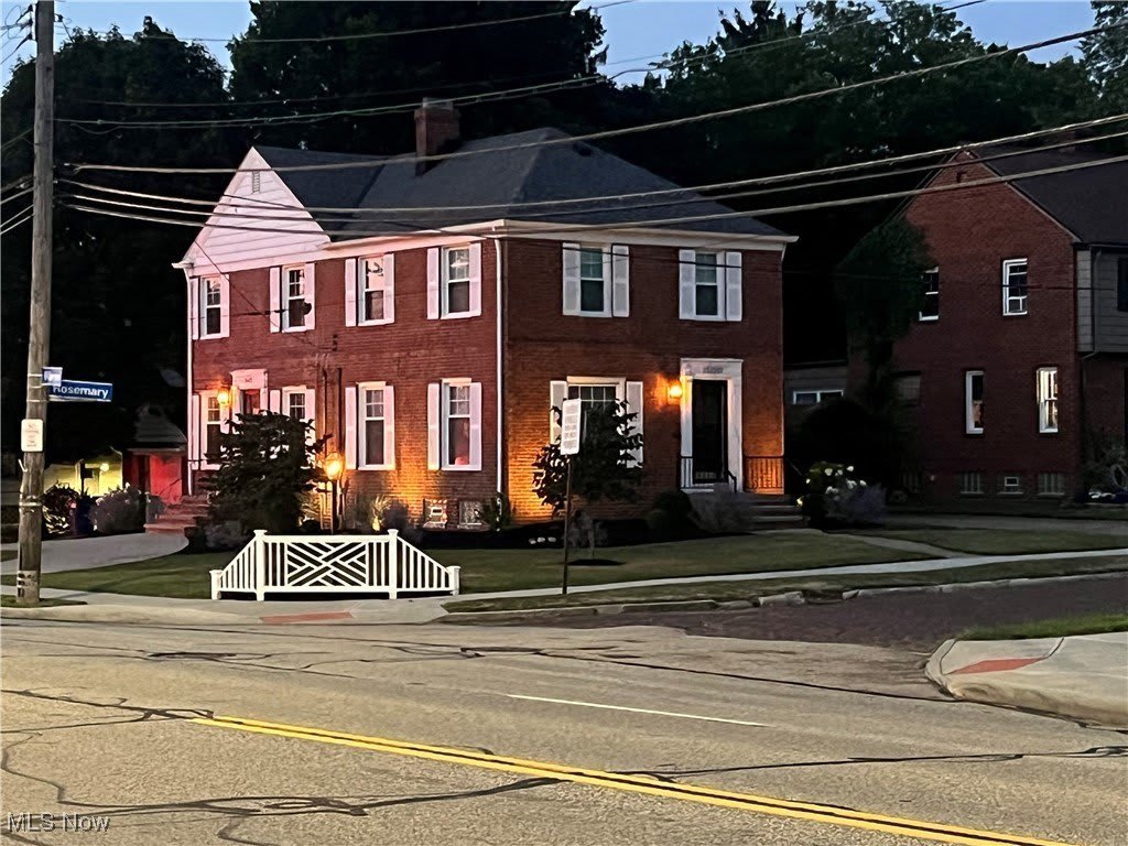 15220 Rosemary Avenue