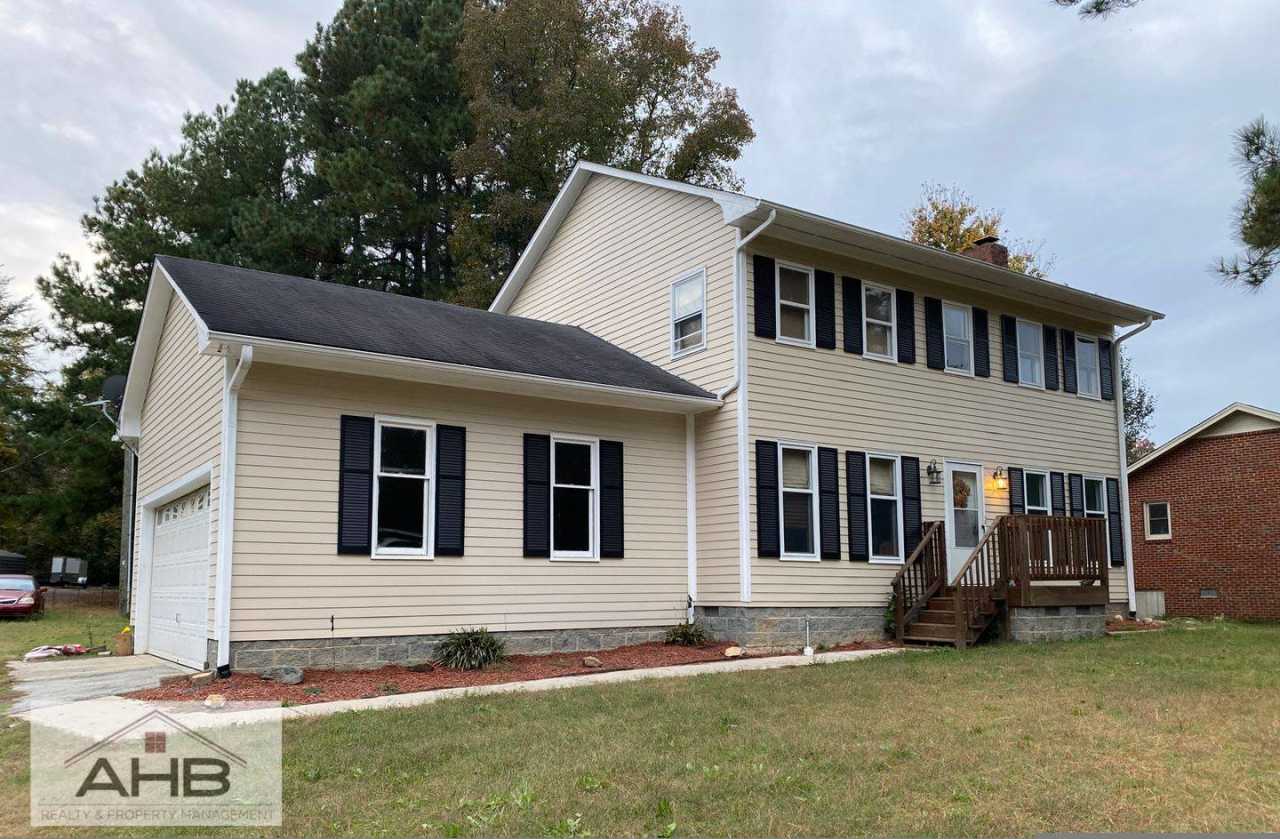 3 Bedroom 2.5 Bath 2 car garage Fully updated home for rent in Gibsonville with Granite counter tops