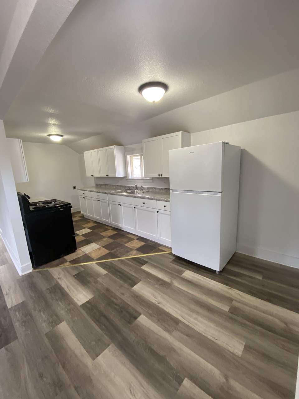 232 West Wilkins Street - 2 (upper)