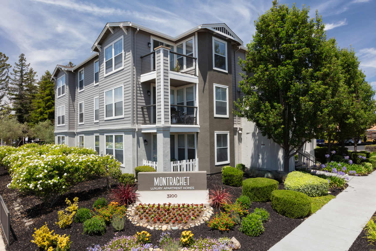 Montrachet Apartment Homes