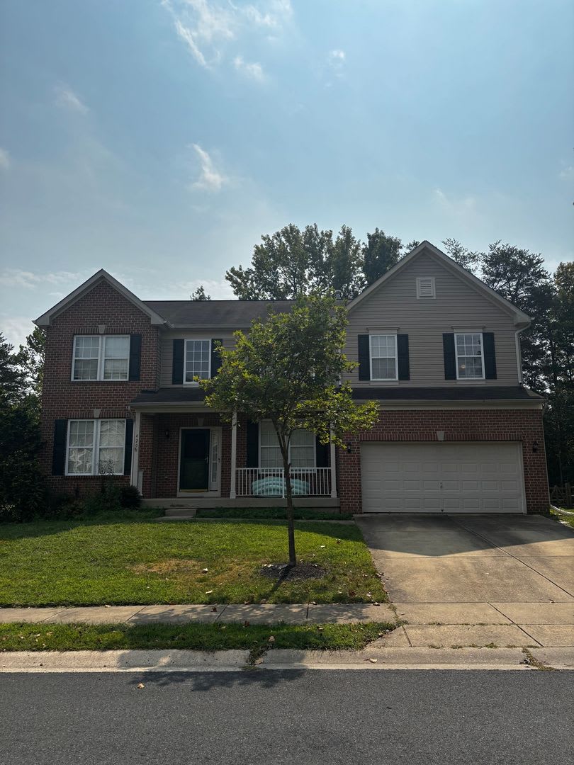 Spacious 4BR, 3.5 Bath House in Elkton