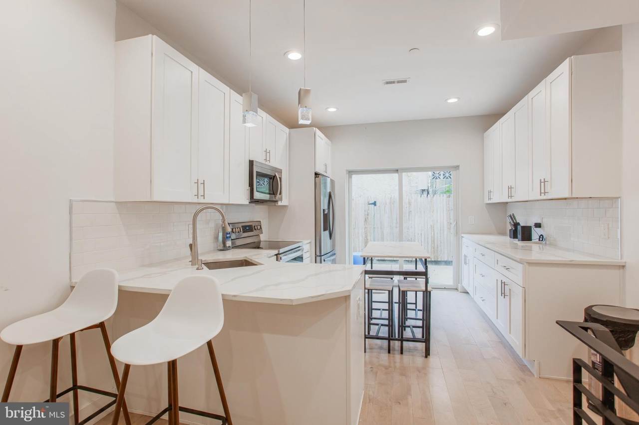 2146 N FAIRHILL Street unit: 1