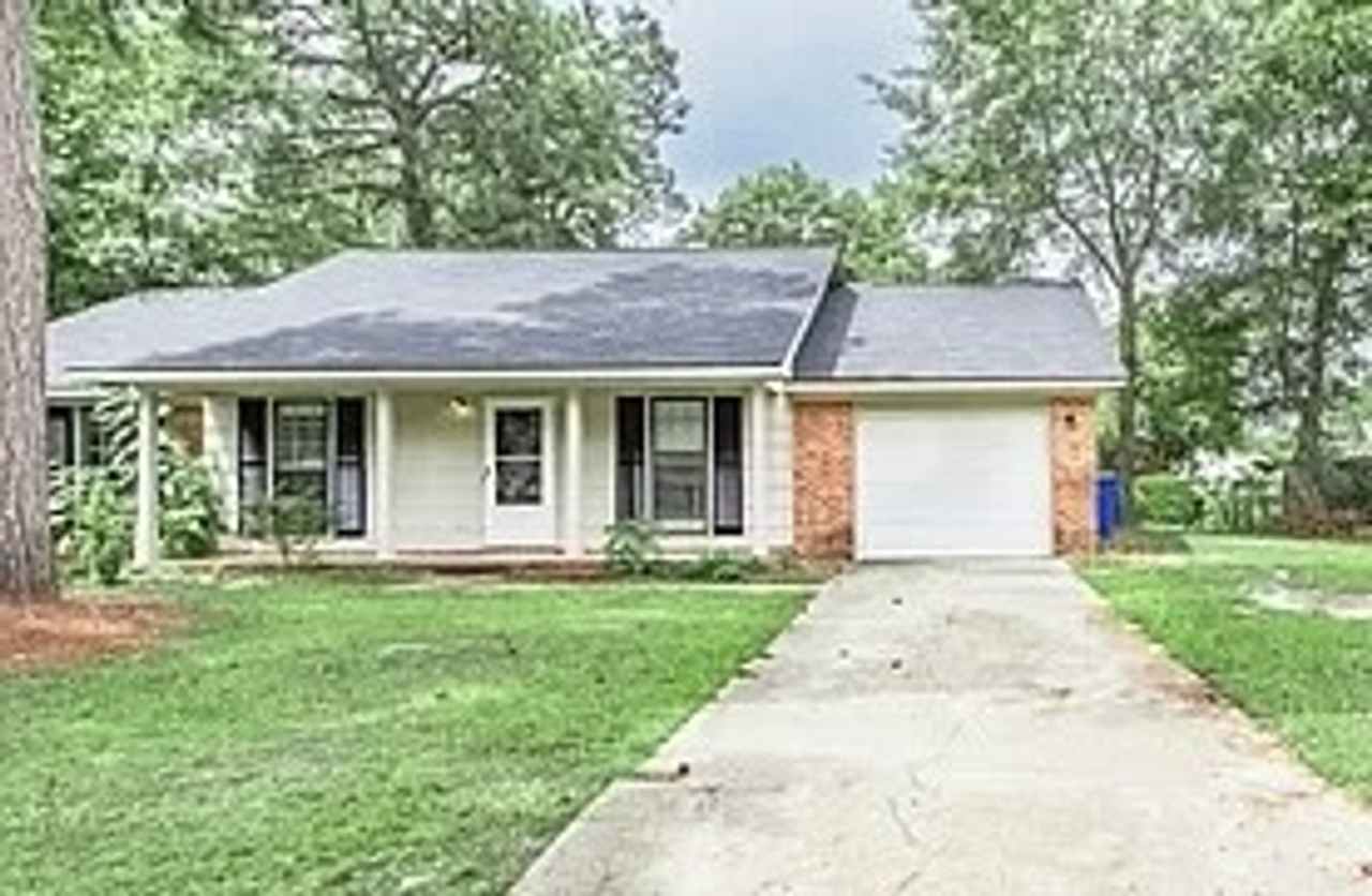 1120 Patrick ~ Cliffdale Forest