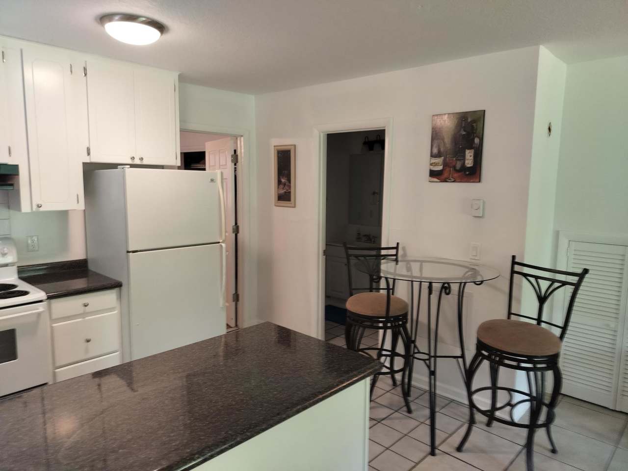 487 North Country Club Drive