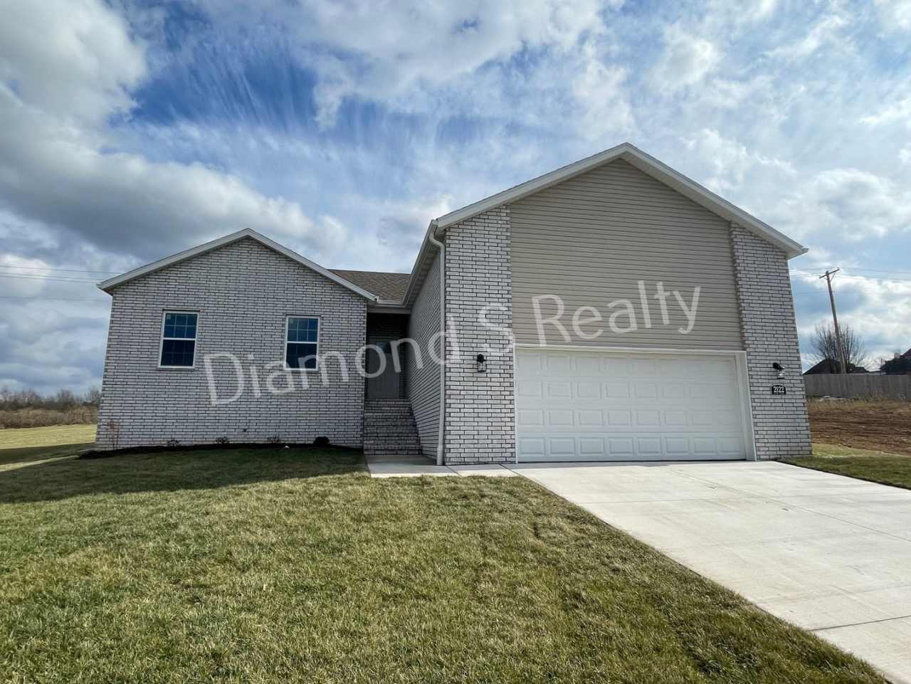 4 Bedroom Home Available Early February - Great Neighborhood  Ozark Schools!