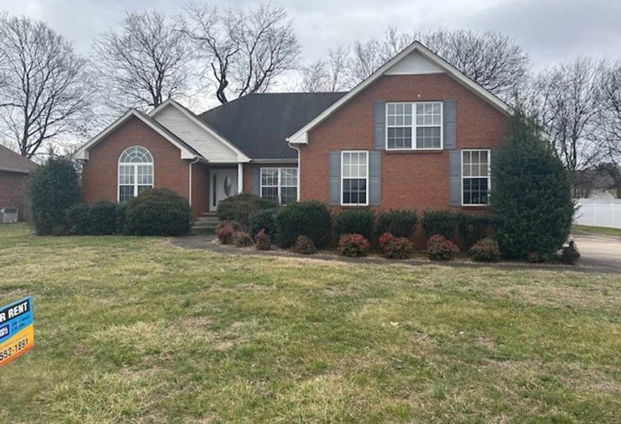 4236 N Woodstock Drive