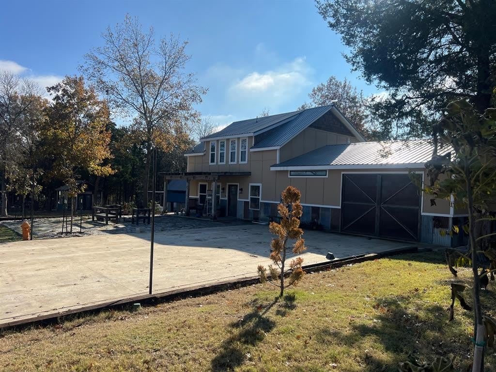 272 County Road 4921