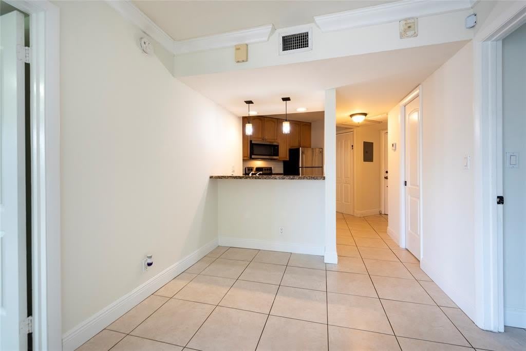 10401 W Broward Blvd