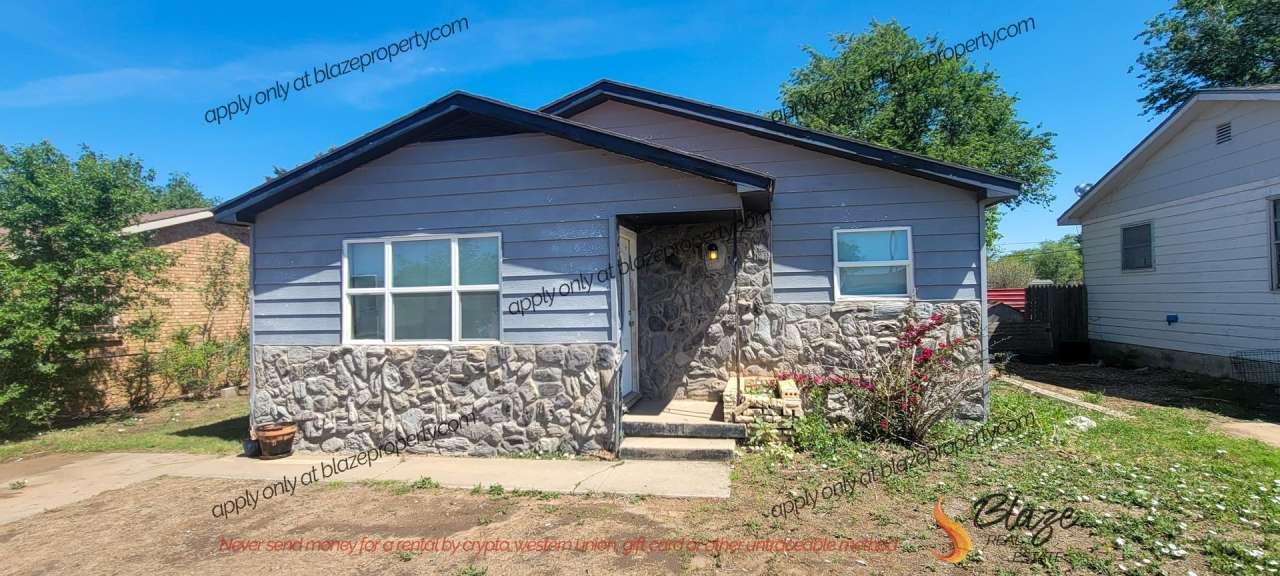 Beautiful remodeled North Heights 3/1