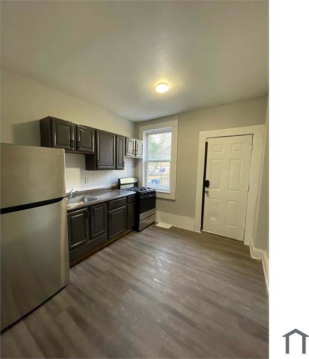 2099 North Dukeland Street