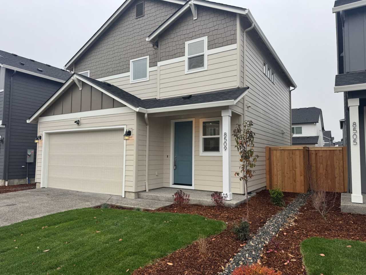 Spacious 3 Bedroom – Move-In Ready Brand new home!!!