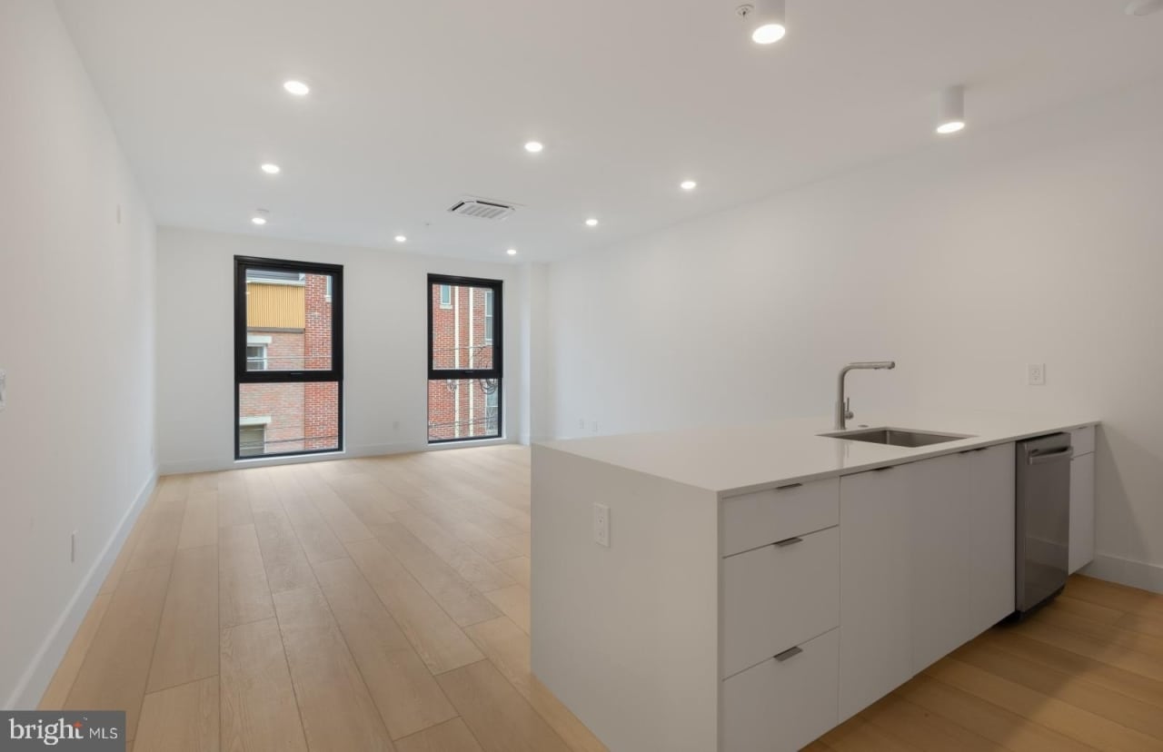 2007 CAMBRIDGE Street unit: 6