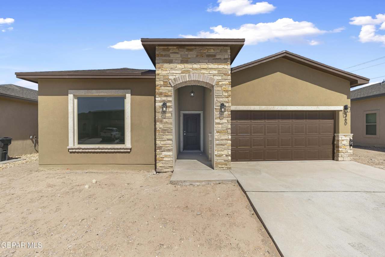 360 PLAYA VISTA Street