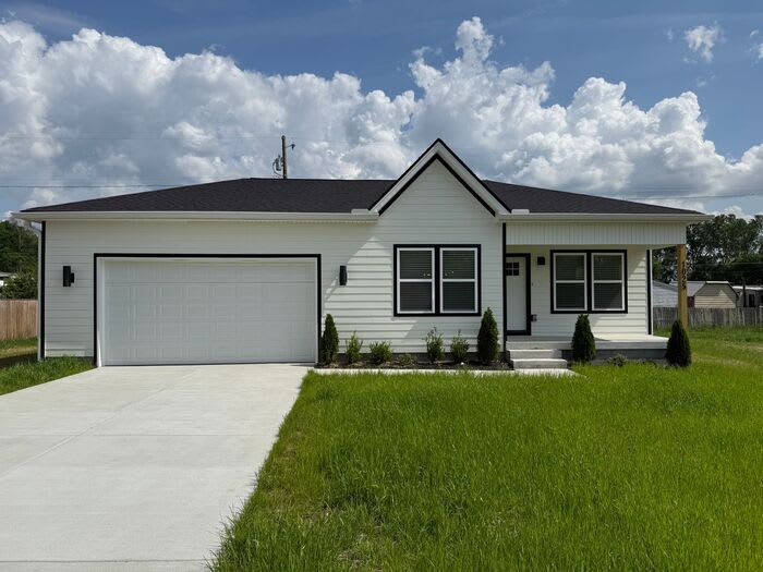 1025 Scenic View Court