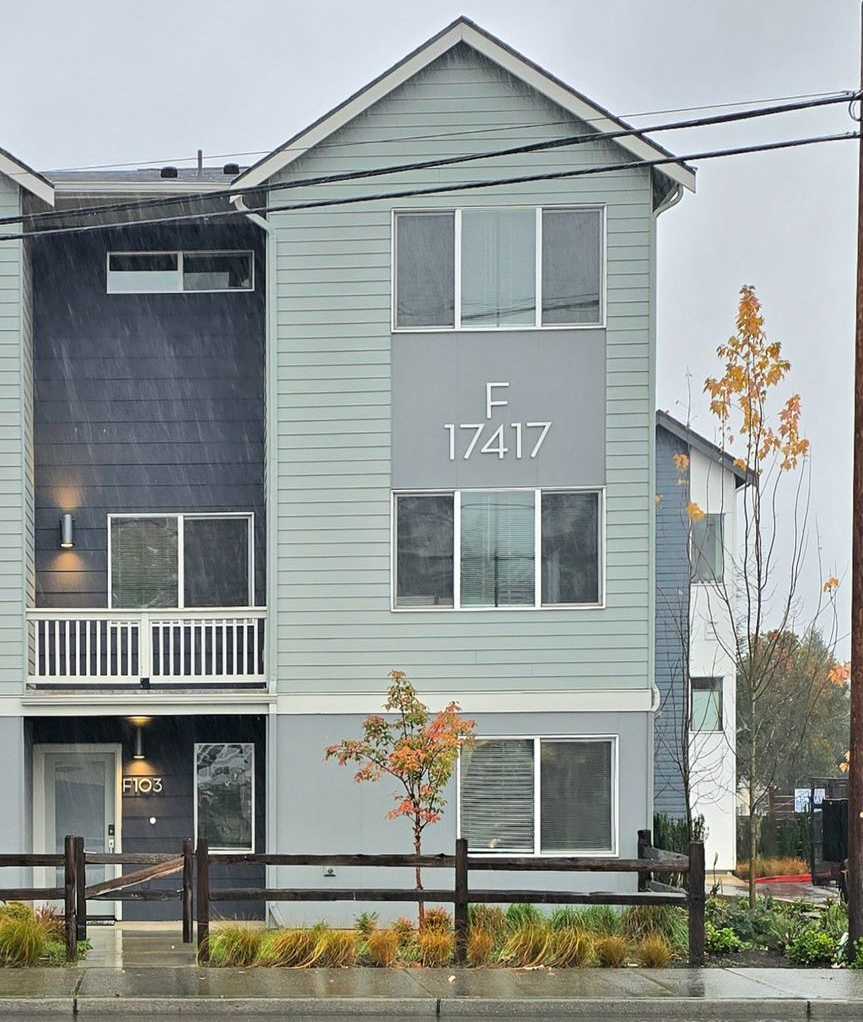 4 Bedroom Townhome in Monroe - Pet Friendly - 1/2 1st Month Rent!