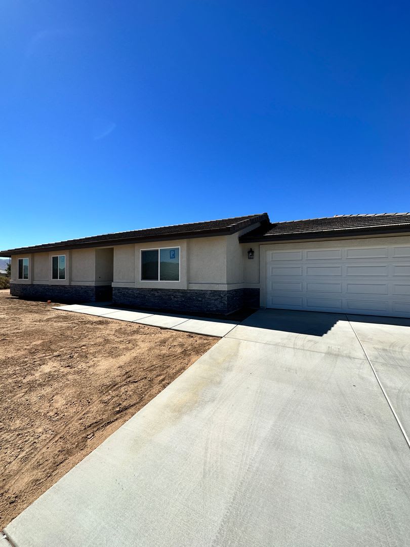 NEW CONSTRUCTION 3 BEDROOM RENTAL HOME!