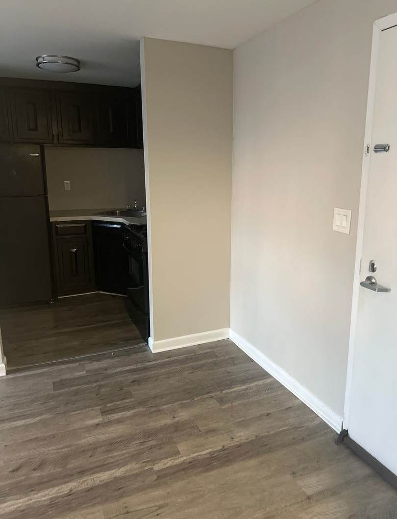 160 NEW BRITAIN AVENUE