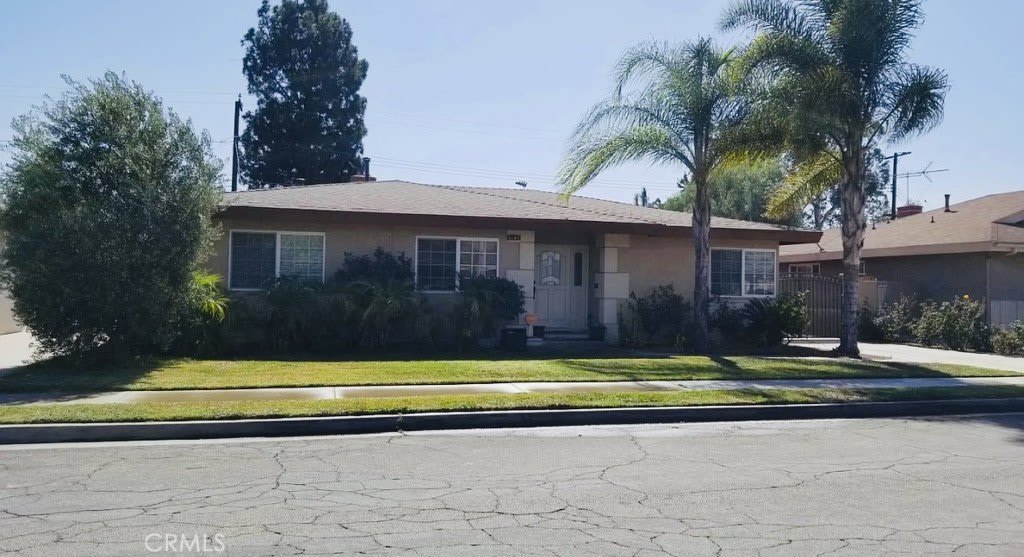 6146 Manzanar Avenue