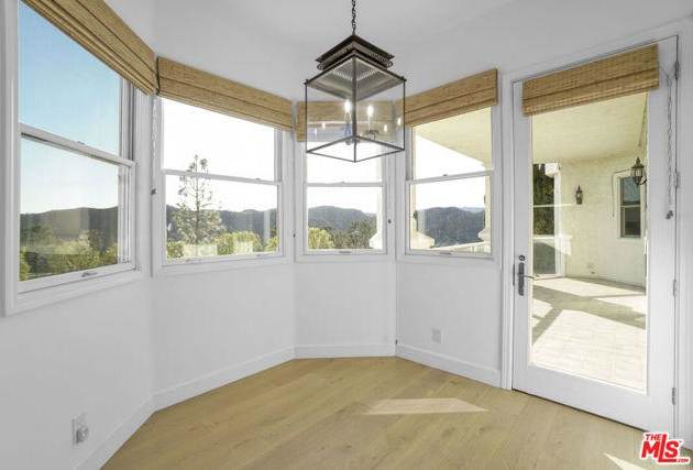 2020 Palisades Drive