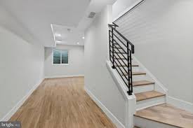 2154 North Fairhill Street