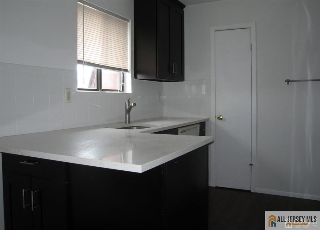 816 N Oaks Boulevard