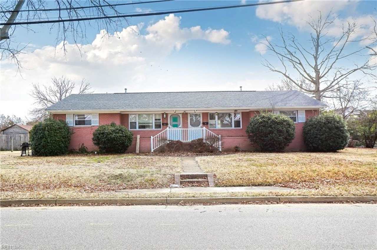 Hampton Duplex 2bed 1 bath