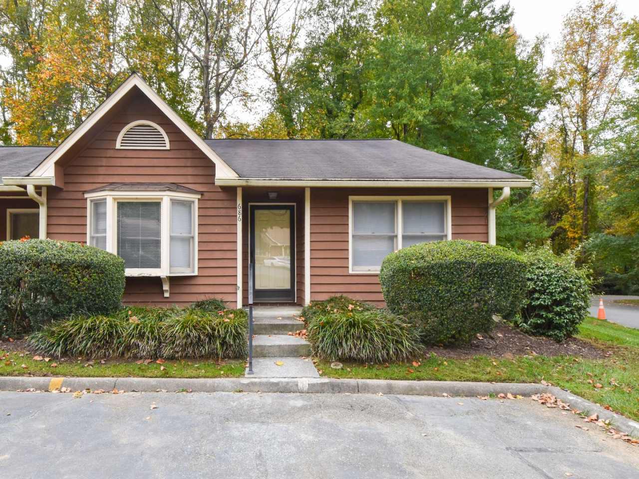 3 bedrooms, 2 bath one level town-home with vaulted living room opens to the deck. Conveniently located near restaurants, and shopping.