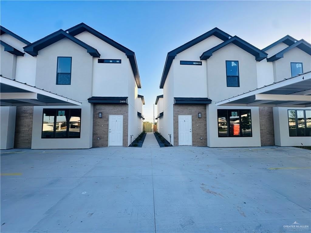 2400 E San Andrea Street unit: 3