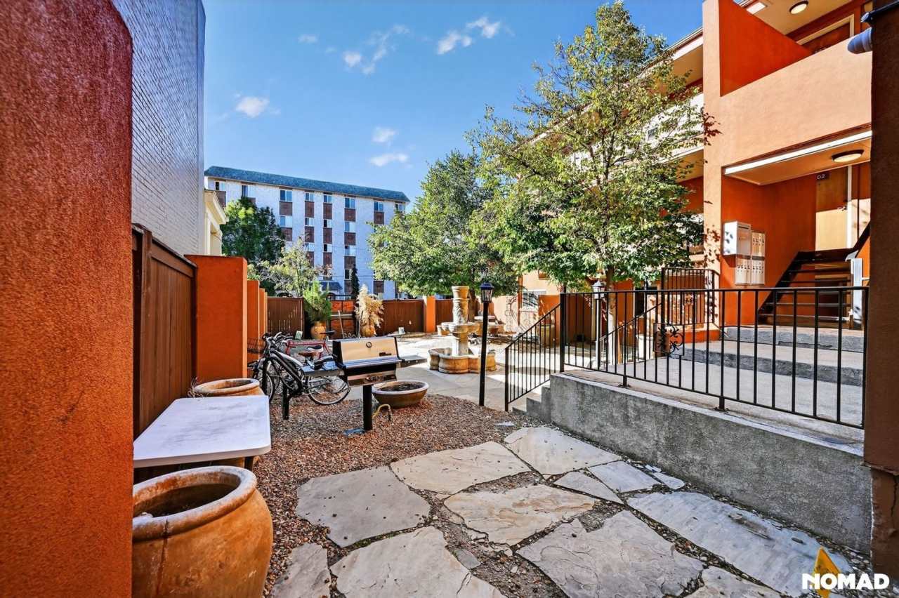 Charming 1BR Condo in Denver