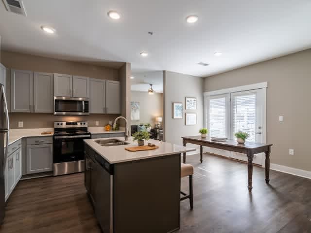 1006 Long Hollow Pike Unit D21