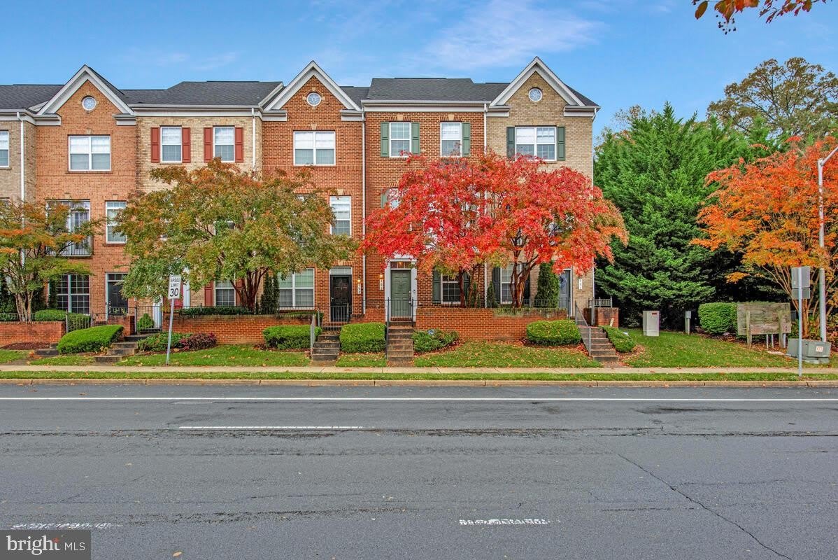 403 GARRETT A MORGAN Boulevard