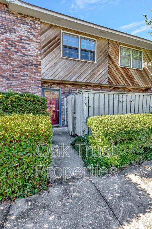 309 St. Charles Court