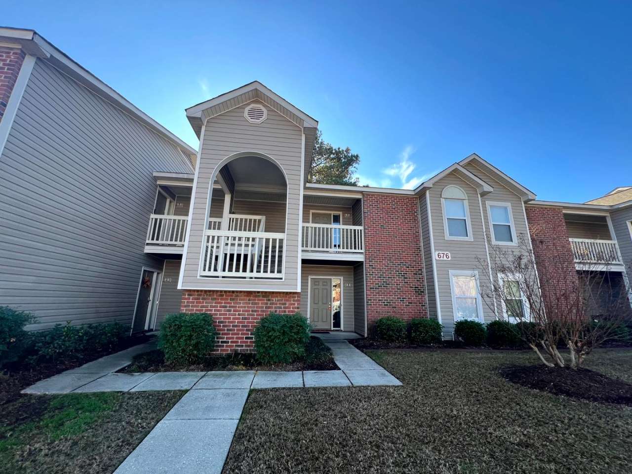 676-6 Bartons Landing ~ Bartons Landing ~ 1 MONTH FREE