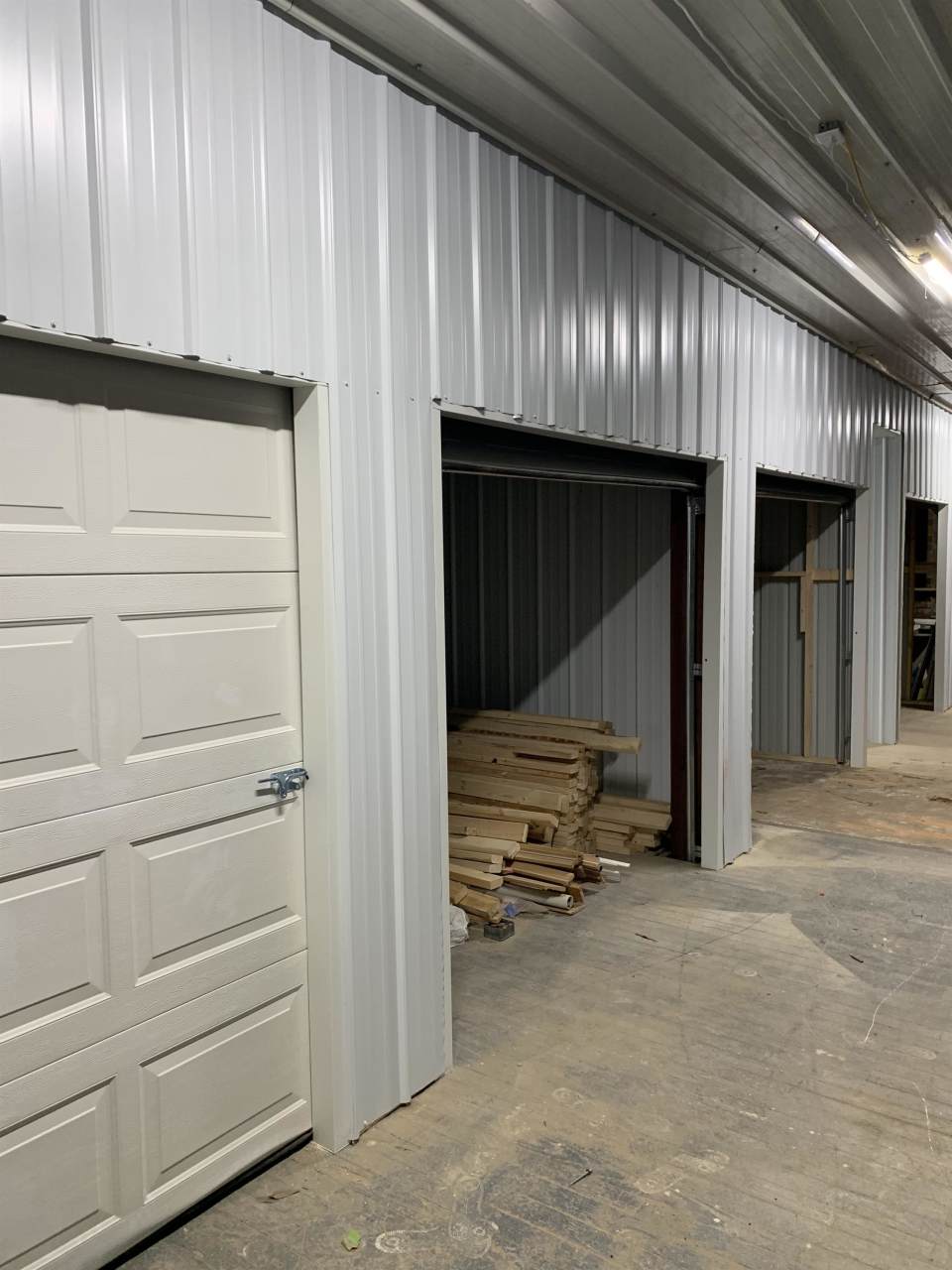 3032 Maumee Avenue - 1