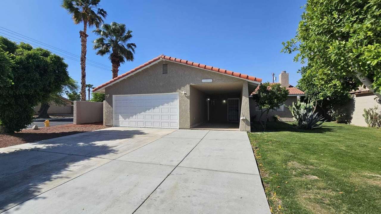 AVAILABLE NOW! BEAUTIFUL 3-bedroom, 2-bathroom home in Cathedral City! MOVE IN SPECIAL - HALF OFF ONE MONTH'S RENT