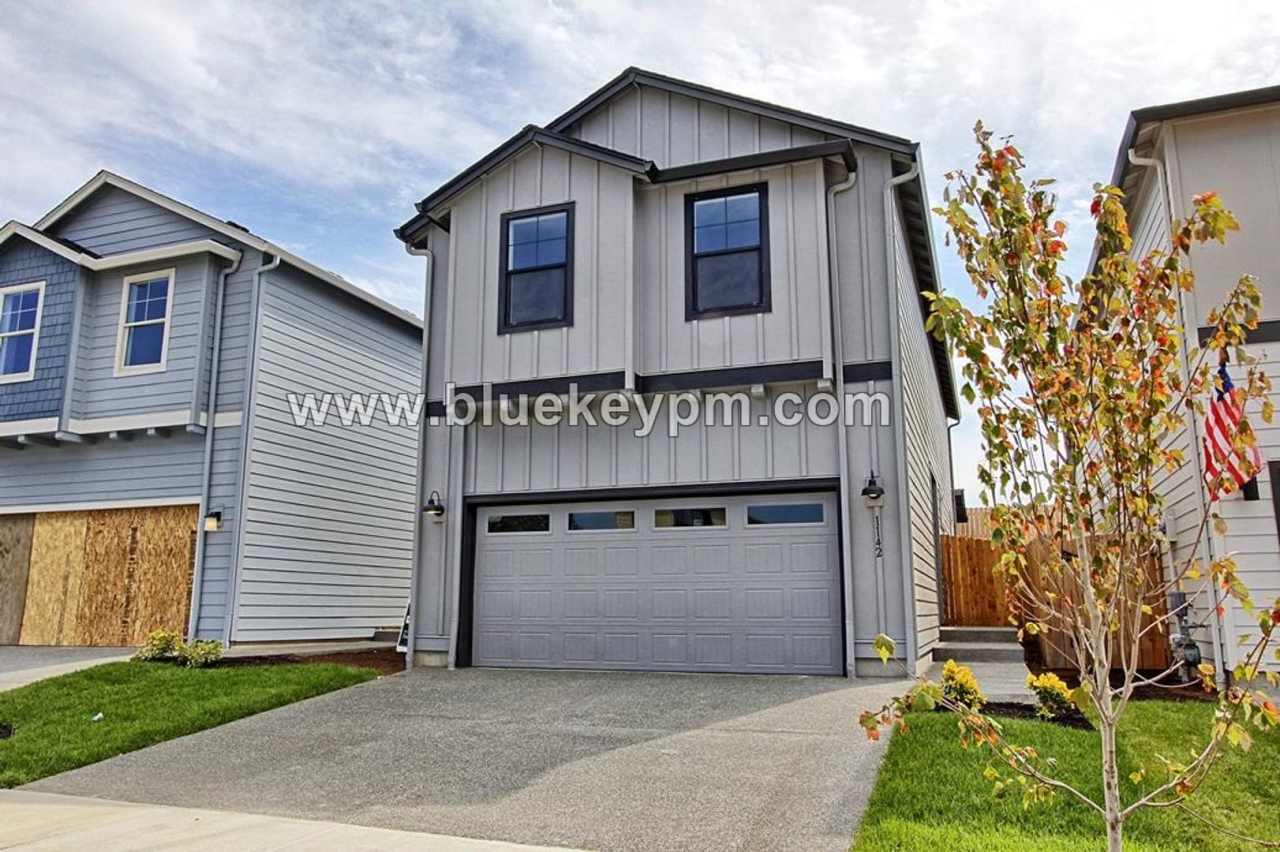 3 Bed, 2.5 Bath Home in Ridgefield's McCormick Creek Subdivision